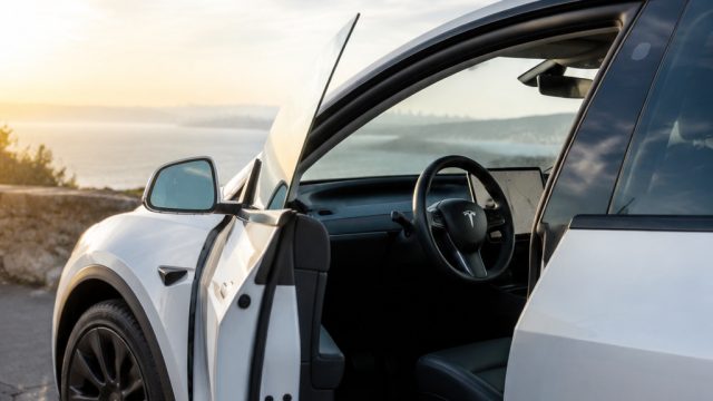 Tesla's Musical Innovation: Keep the Tunes Going After Door Closure