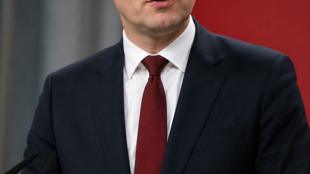 Darren Jones Steps Back from Labour Leadership Race, Supporting Burnham