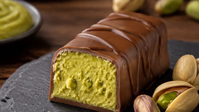 SPAR Launches Exclusive LINDOR Pistachio Bar: What You Need to Know