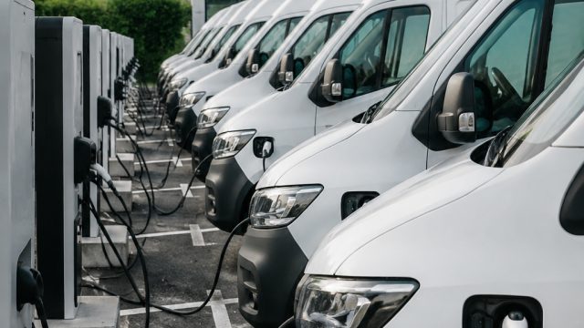 The Role of Leasing Providers in Transitioning to Electric Fleets