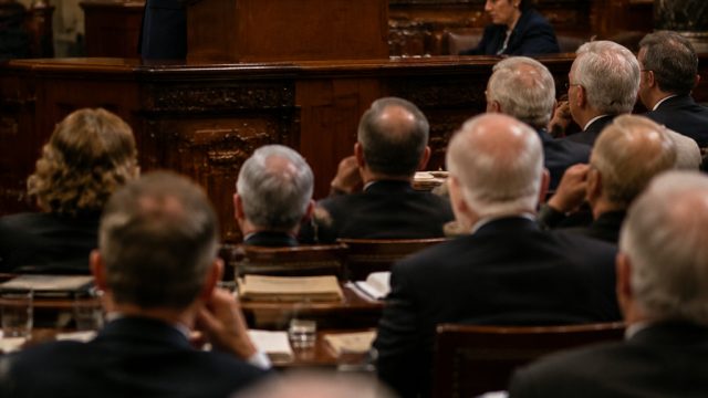 Senate's Swift Action on War Powers Sparks Debate Amid Lack of Support for Key Legislation